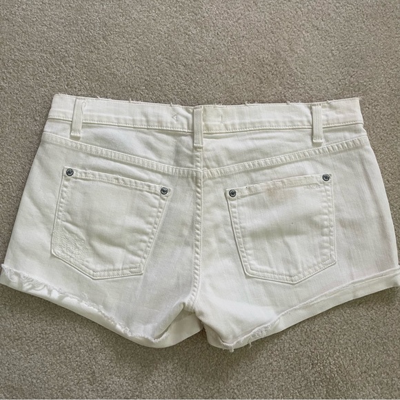 Vince White Jean Shorts - Picture 4 of 4
